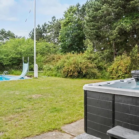 Awesome In Sjaellands Odde With Outdoor Swimming Pool Holiday home *